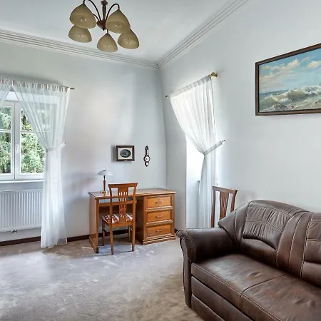 Dionysus Apartamento