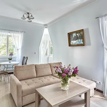 Apartment Dionysus *